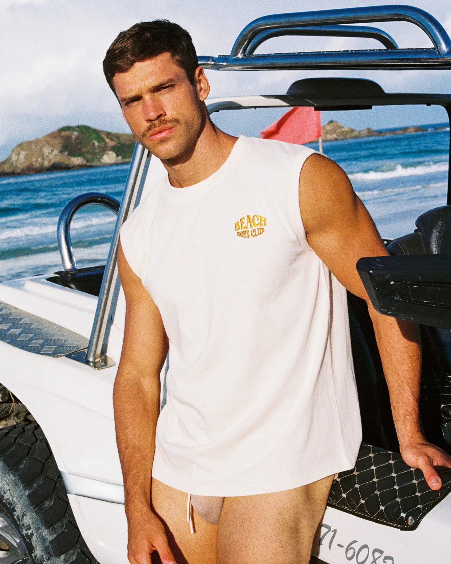 Camiseta Tank Coolest Coast